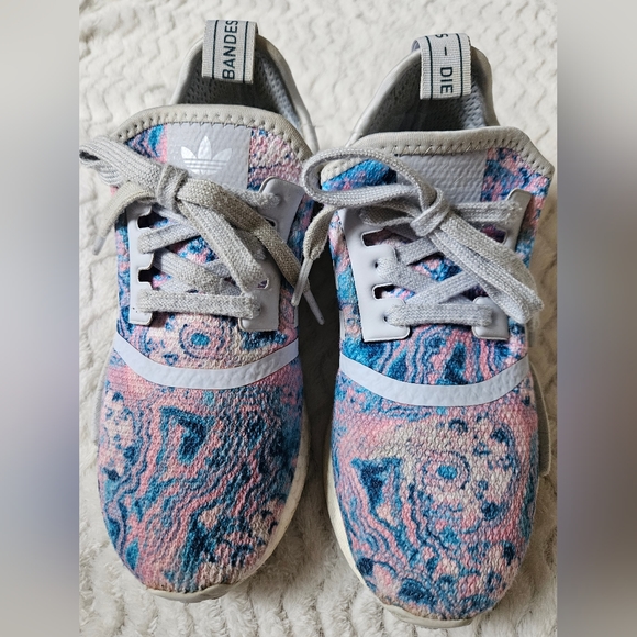 Adidas Blue Pink Marble Art Sneakers - Picture 2 of 12